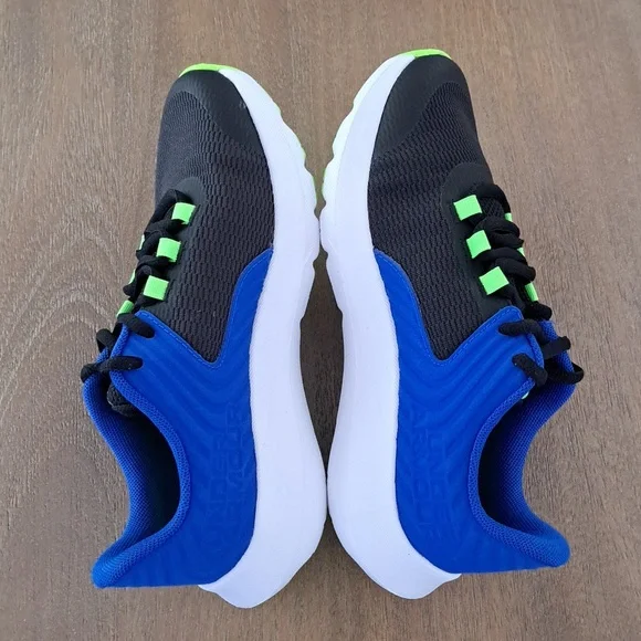 Under Armour Kids' Outhustle 2 Shoes - Color: Black/Blue/Green - Size: 3.5Y - Picture 6 of 9